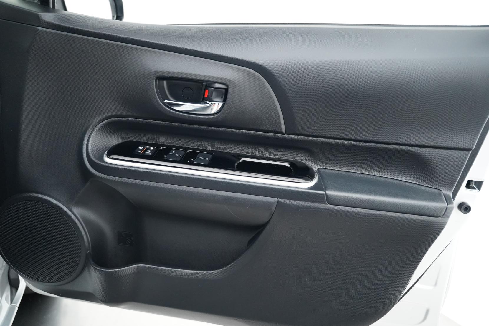 Toyota Aqua G CRUISE CONTROL