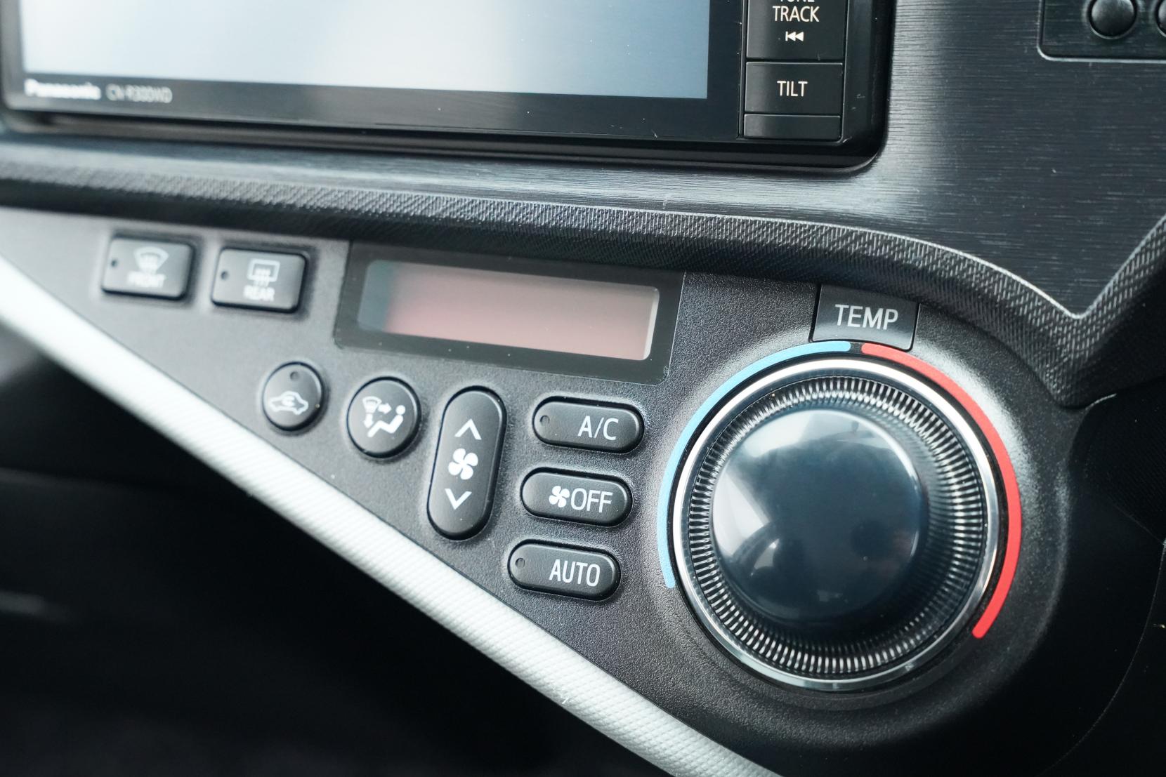 Toyota Aqua 1.5 S Push Start