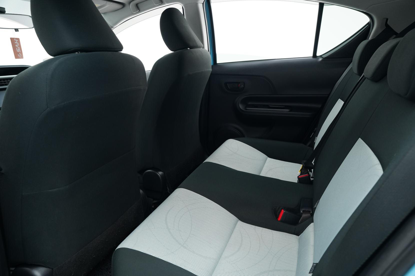 Toyota Aqua 1.5 S Push Start