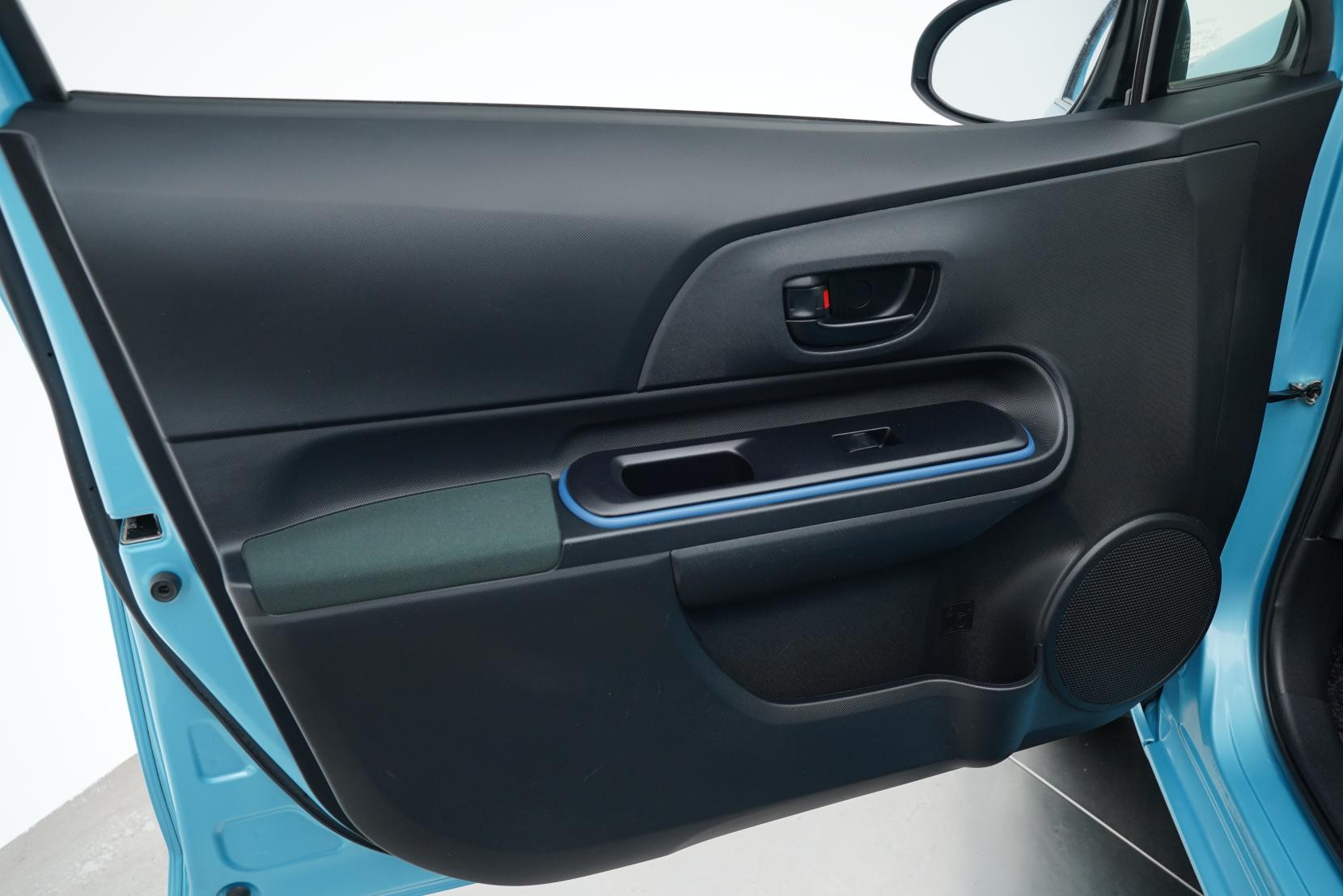 Toyota Aqua 1.5 S Push Start