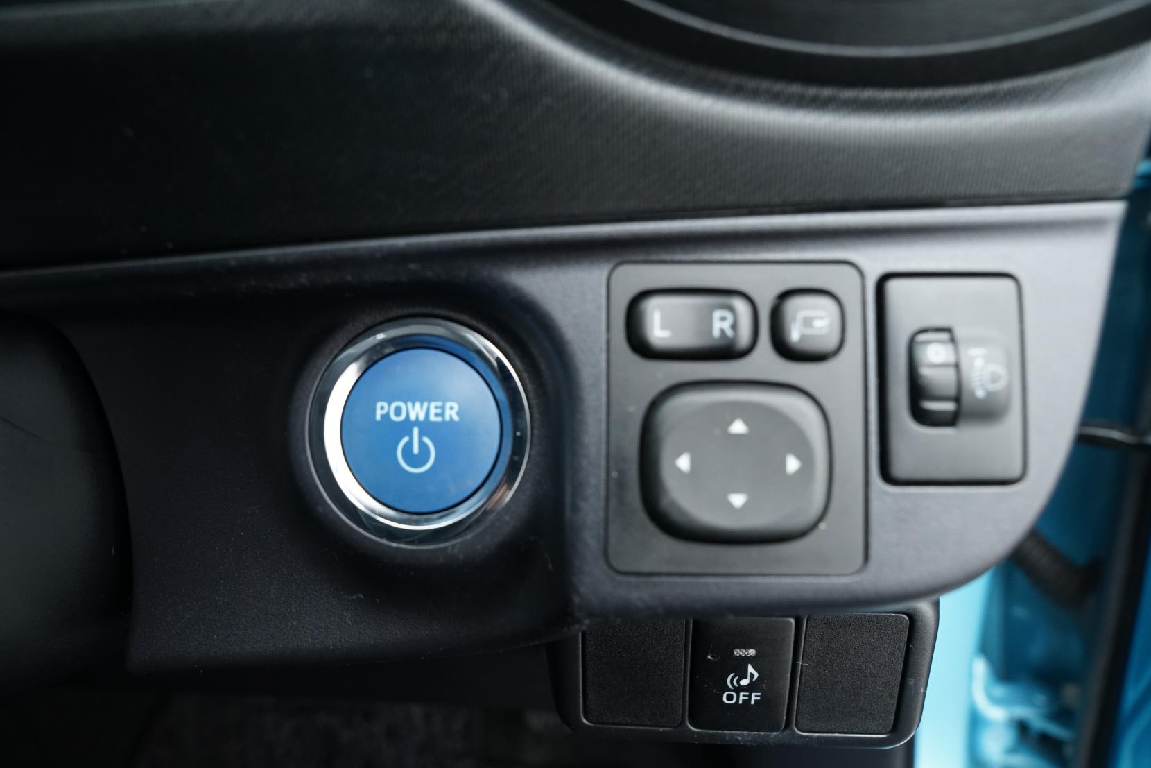 Toyota Aqua 1.5 S Push Start