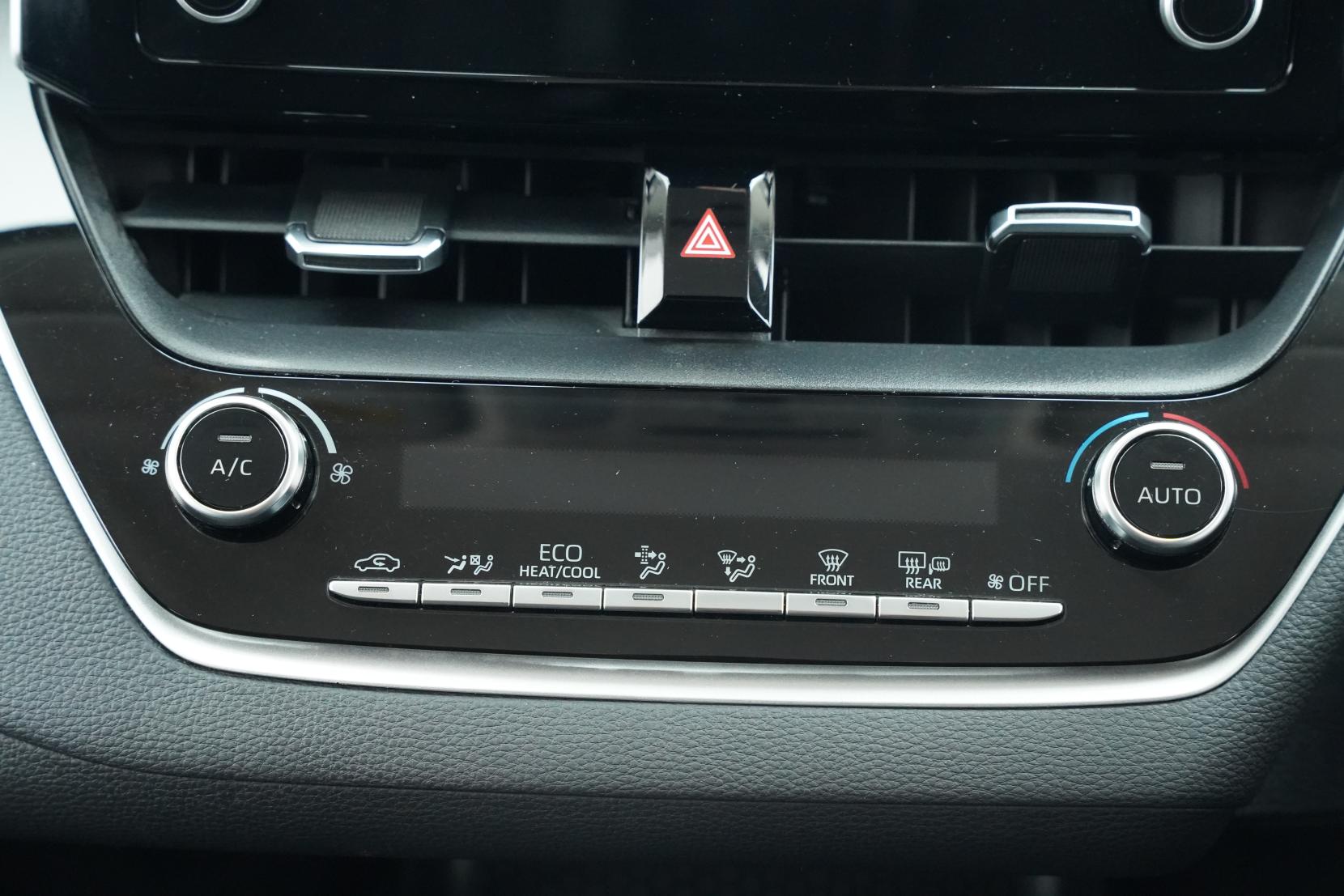 Toyota Corolla 1.8 Touring Hybrid 4wd G-X