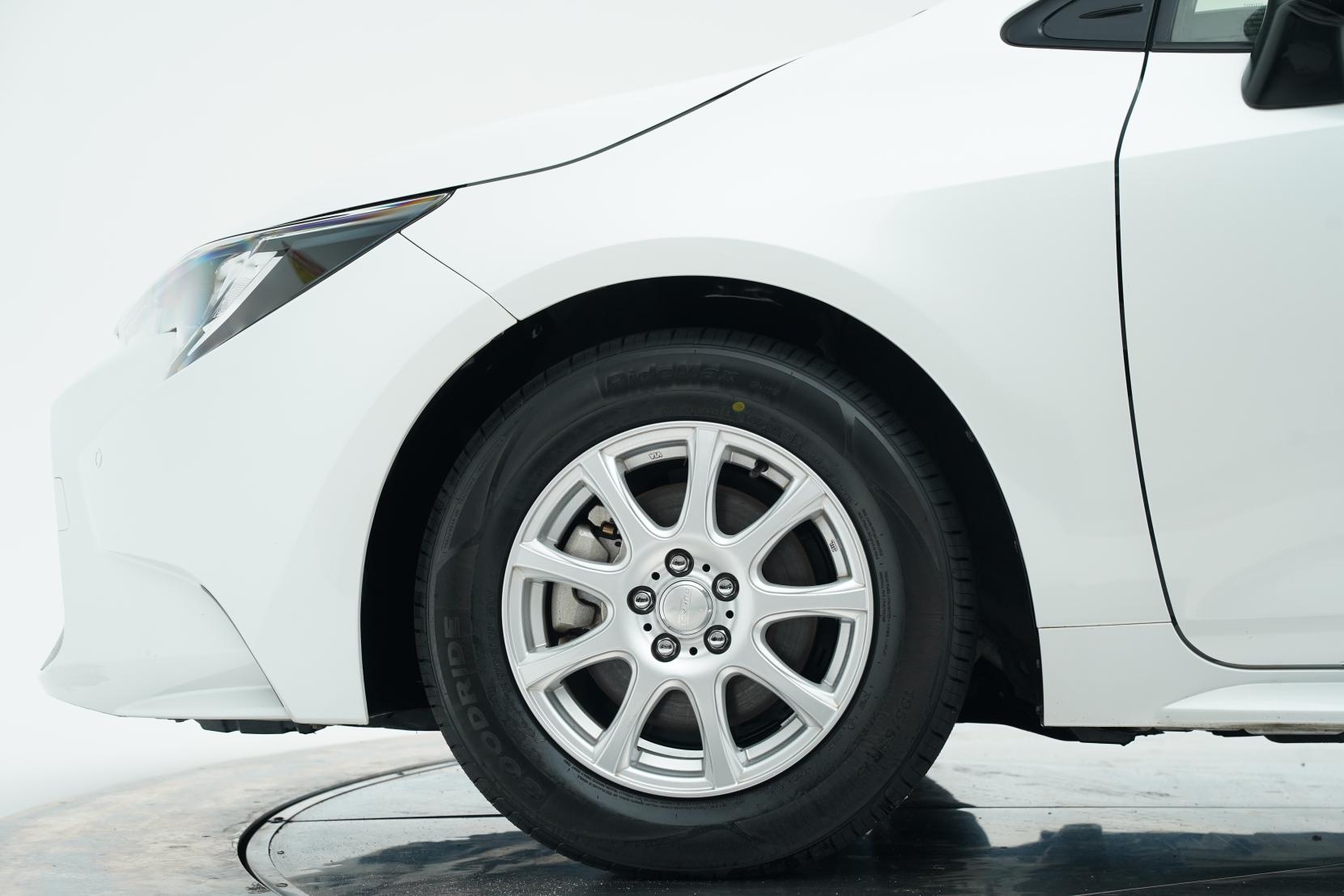 Toyota Corolla 1.8 Touring Hybrid 4wd G-X