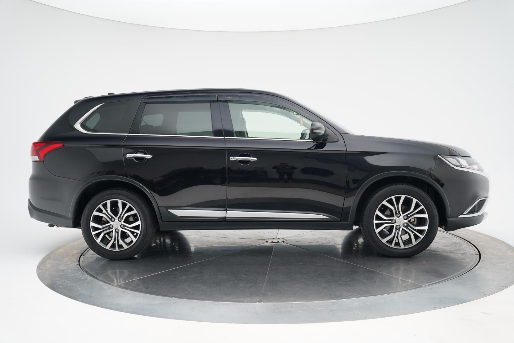 Mitsubishi Outlander 2.4