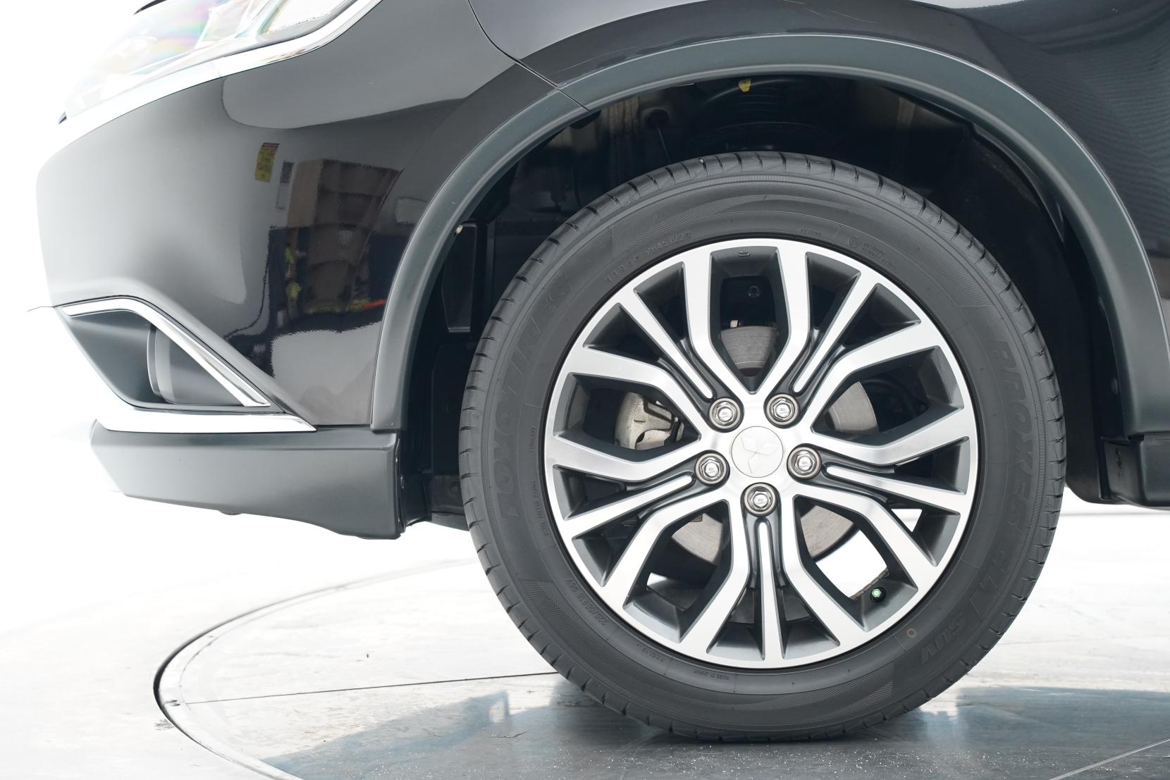 Mitsubishi Outlander 2.4