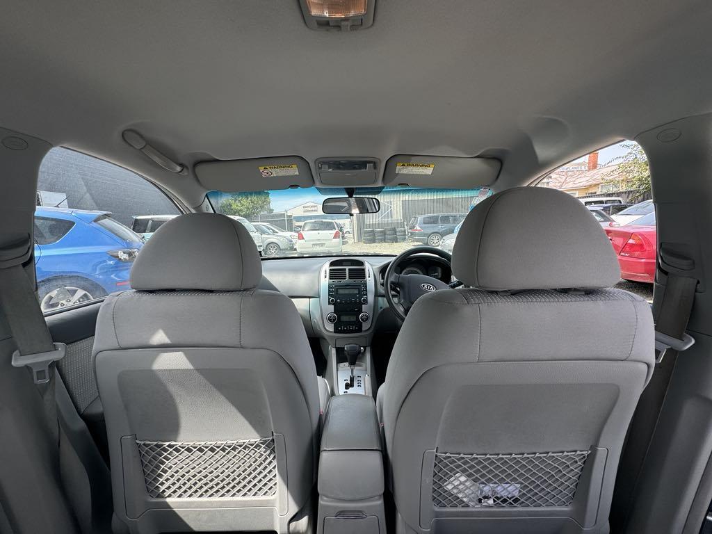 Kia Cerato 2.0 2.0 AUTO SEDAN