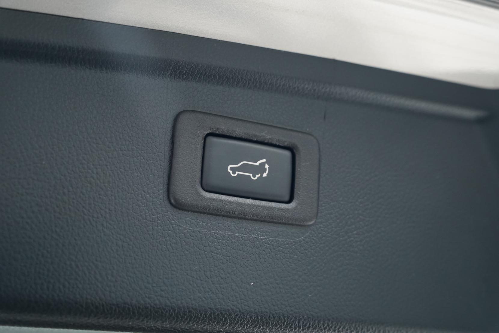 Subaru Outback 2.5 Limited Eyesight AWD