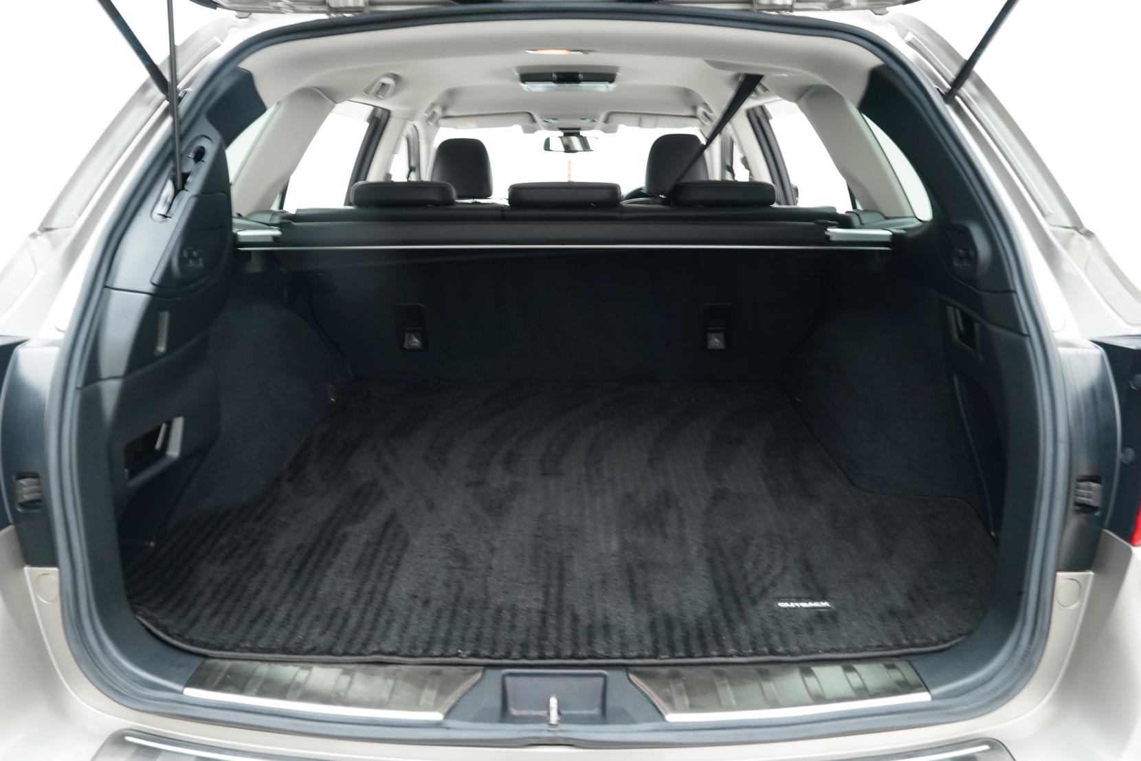 Subaru Outback 2.5 Limited Eyesight AWD