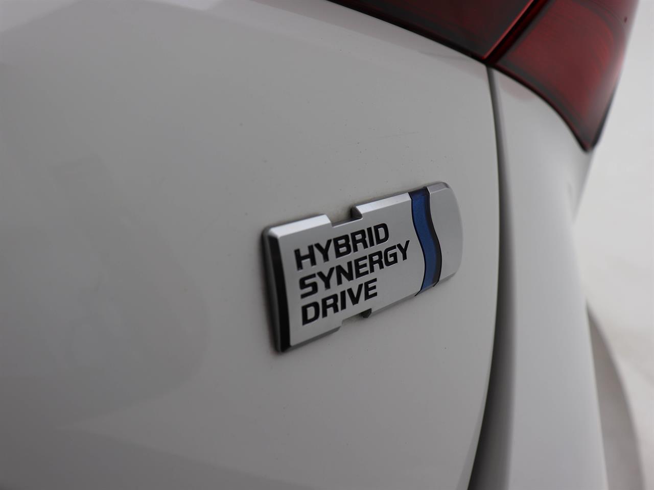 Toyota Prius 1.8 Hybrid S