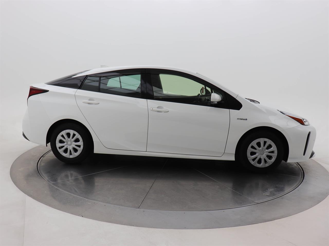 Toyota Prius 1.8 Hybrid S