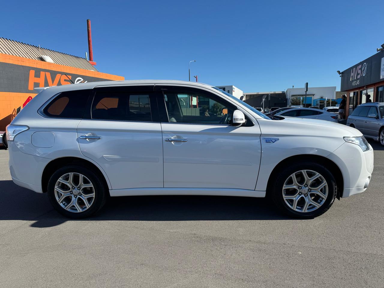 Mitsubishi Outlander 2.0 PHEV G 4WD Premium