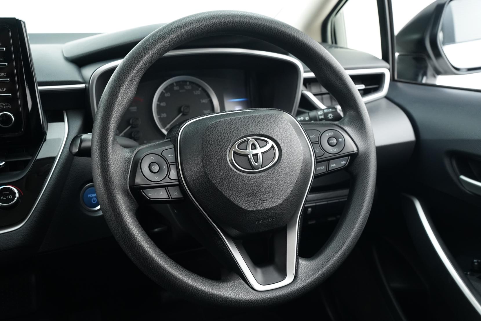 Toyota Corolla Touring Hybrid G-X