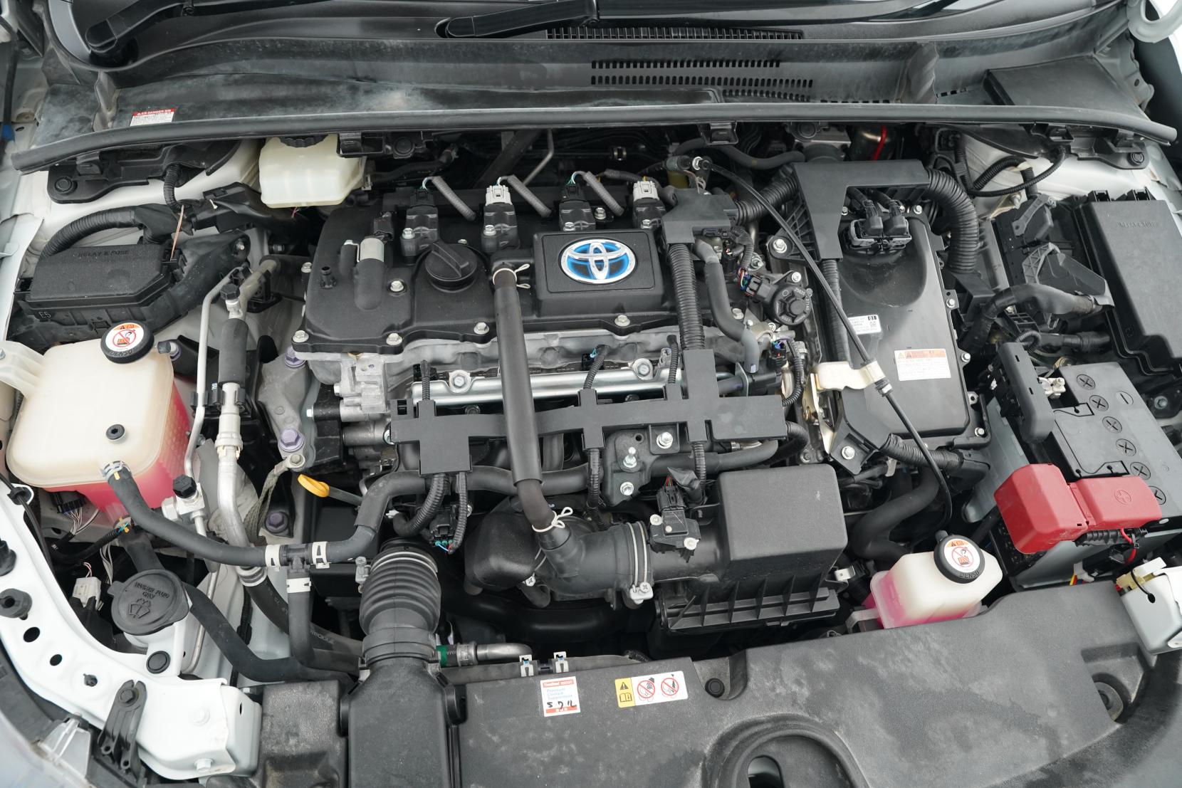 Toyota Corolla Touring Hybrid G-X
