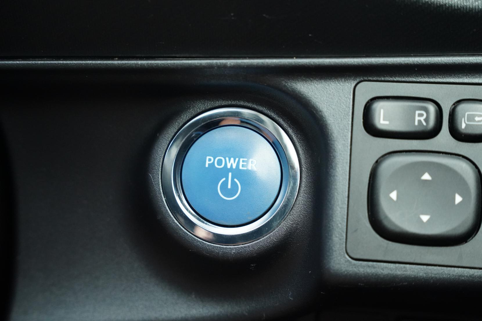 Toyota AQUA 1.5 S Push Start