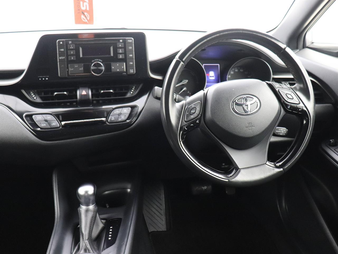 Toyota C-HR 1.8 Hybrid S