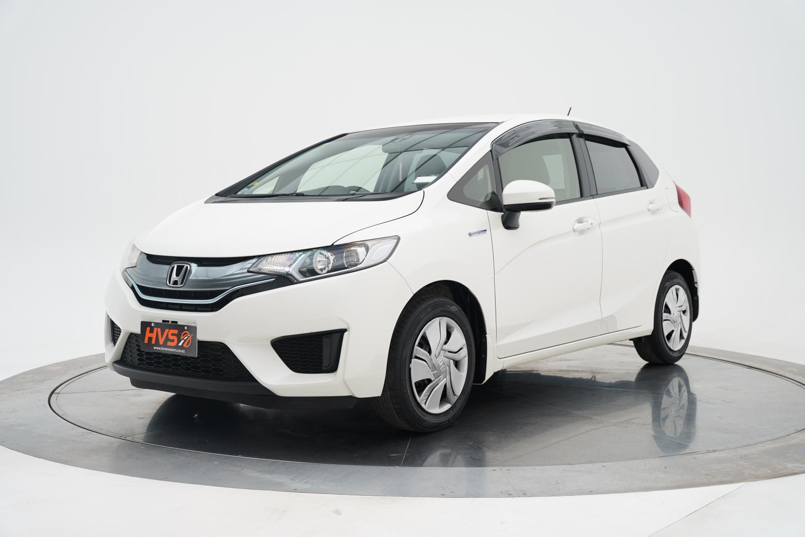 Honda Fit 1.5 HYBRID F PACKAGE