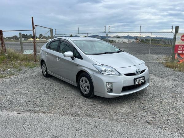 Toyota Prius 1.8 Hybrid S