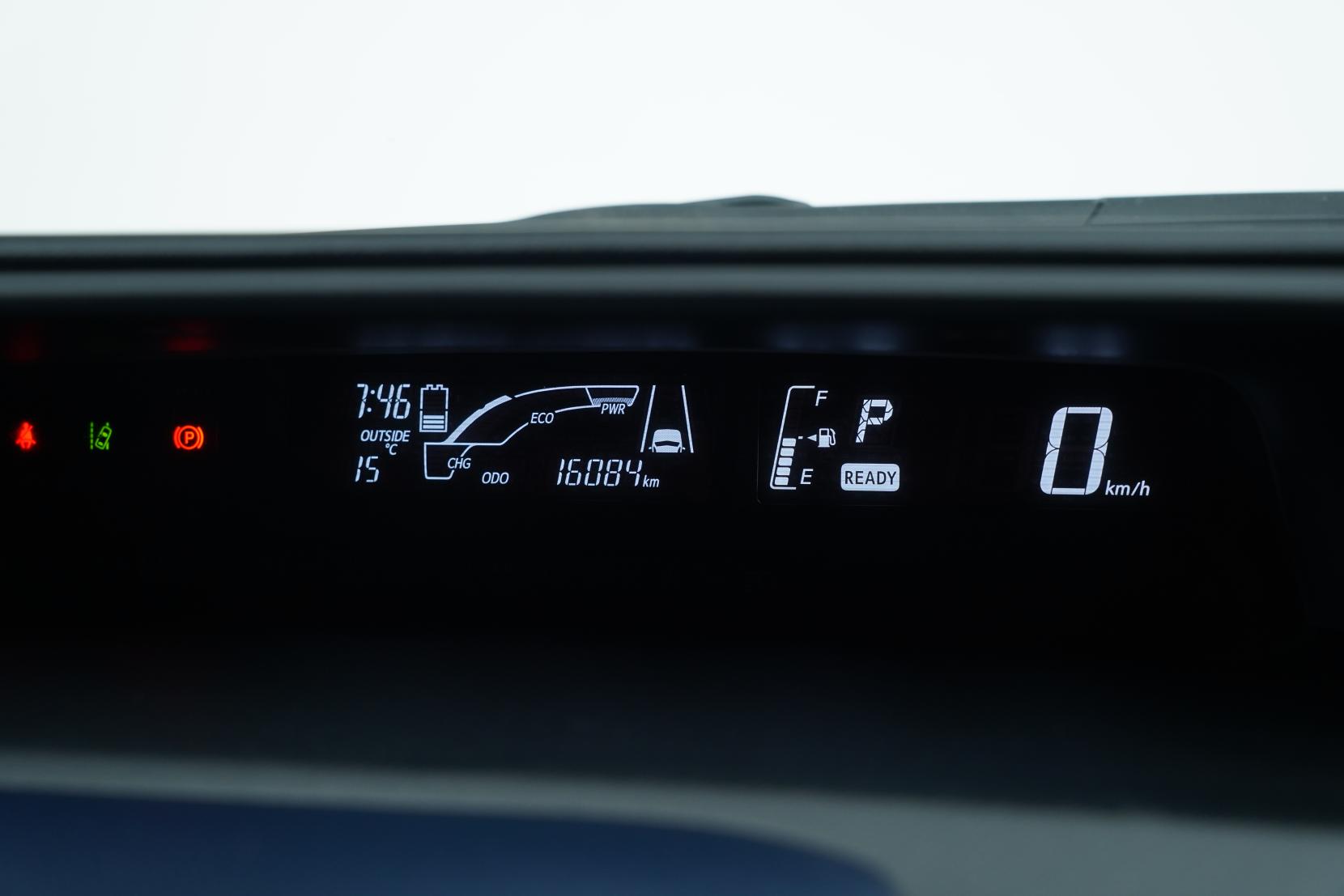 Toyota Aqua Hybrid S