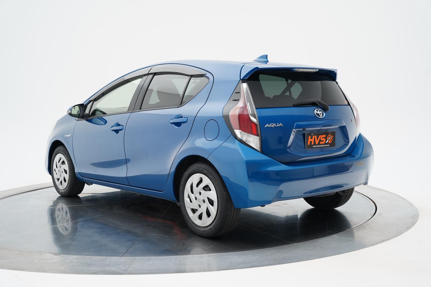 Toyota Aqua Hybrid S