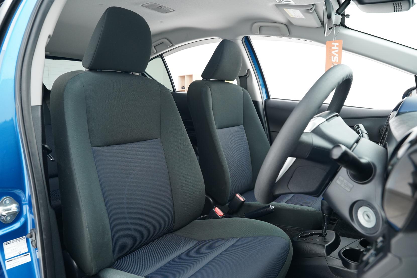 Toyota Aqua Hybrid S