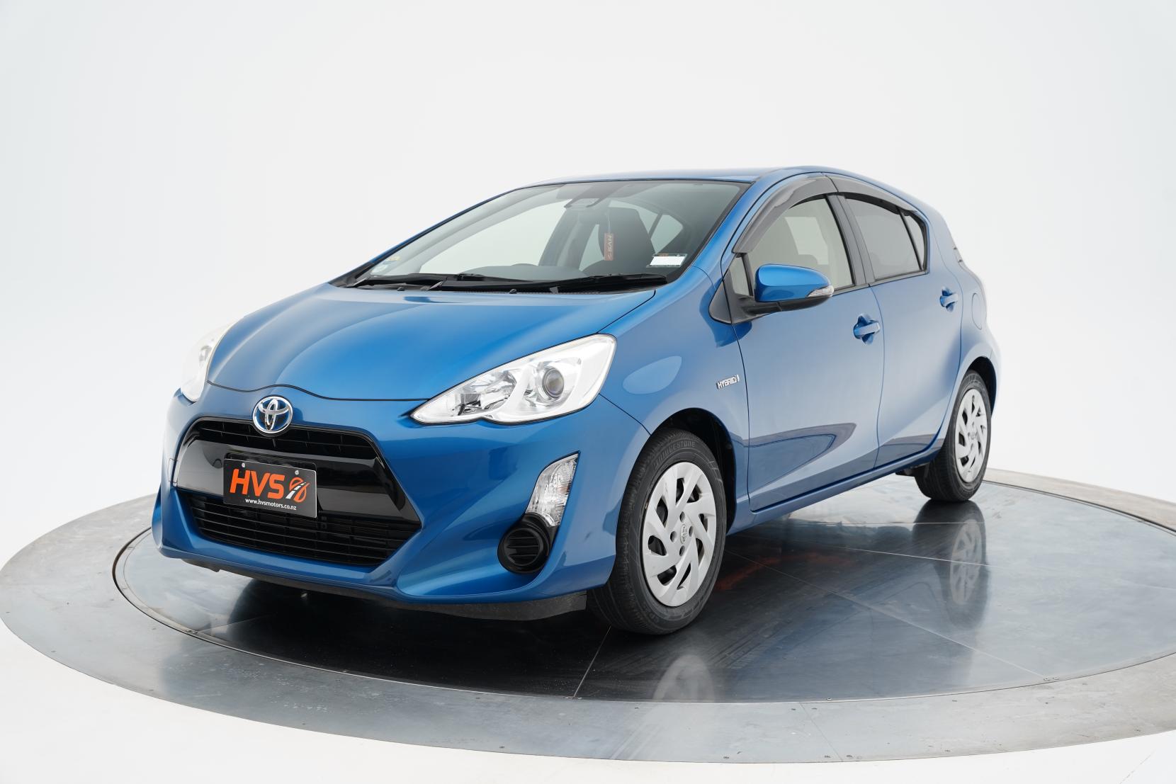 Toyota Aqua Hybrid S