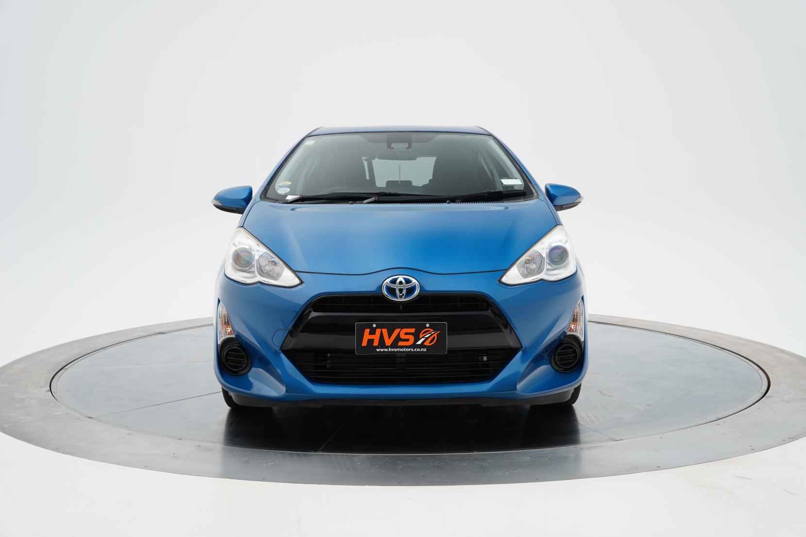 Toyota Aqua Hybrid S