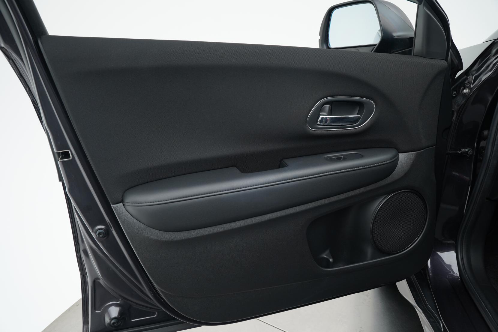 Honda Vezel 1.5 HYBRID HYBRID X