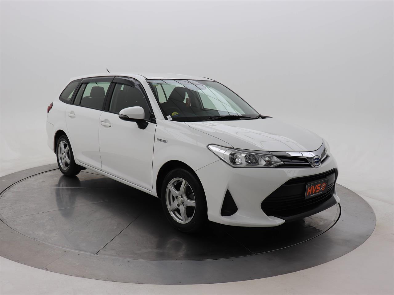 Toyota Corolla 1.8 Fielder Hybrid