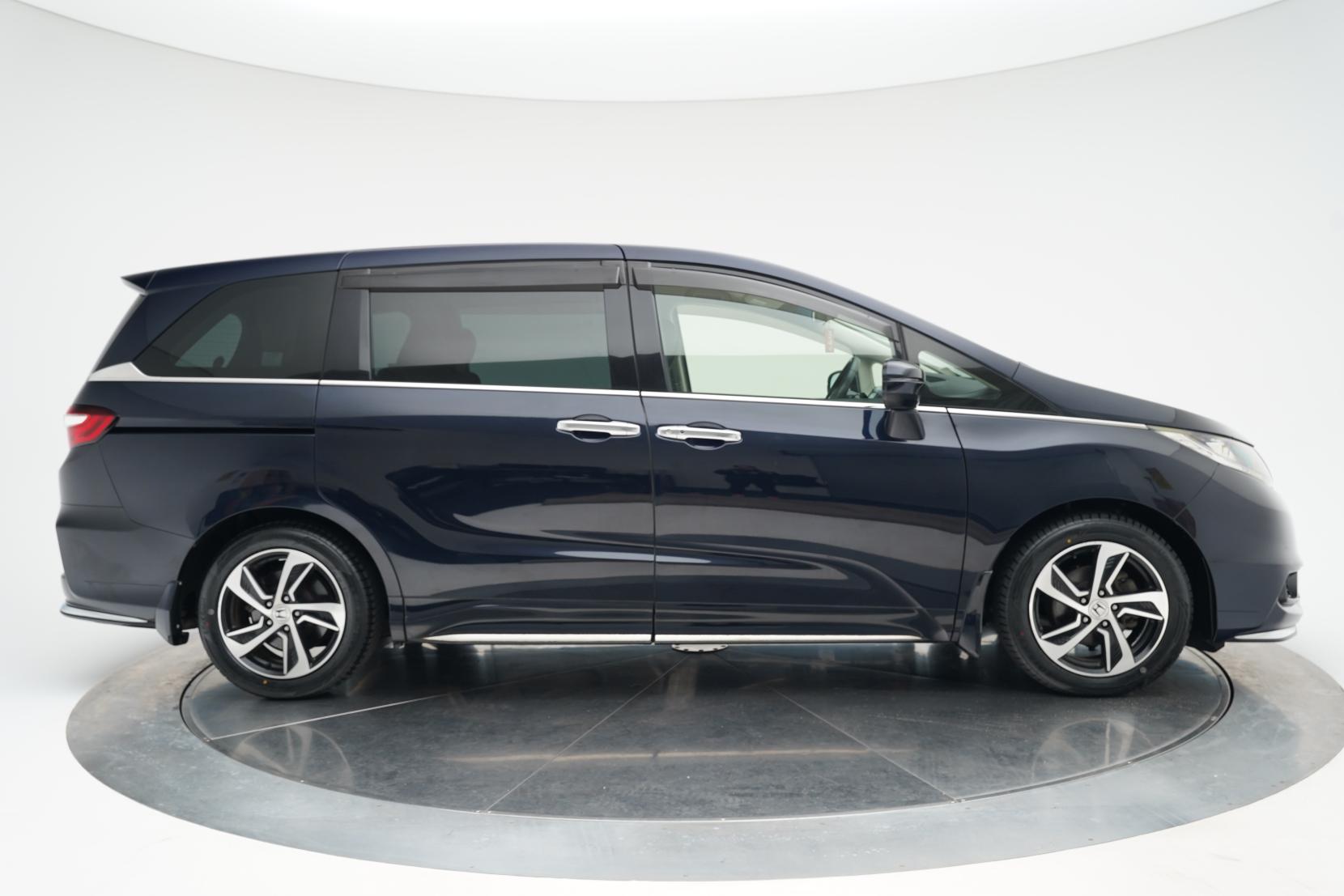 Honda Odyssey 2.4 Absolute 7 Seater