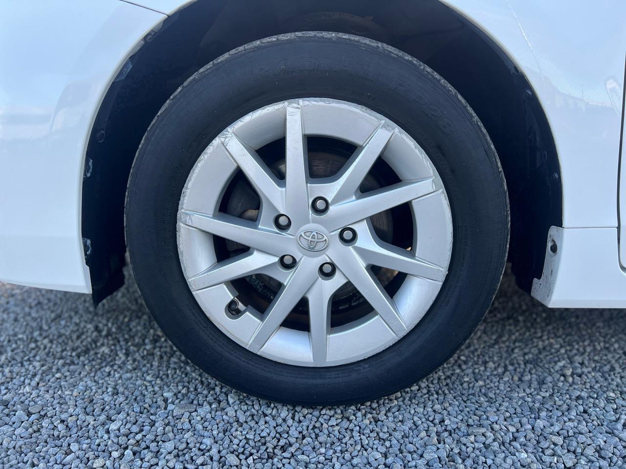 Toyota Prius 1.8 Alpha S 7 Seater