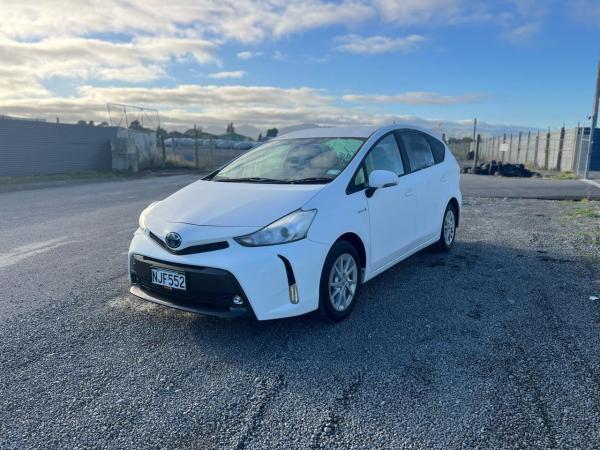 Toyota Prius 1.8 Alpha S 7 Seater