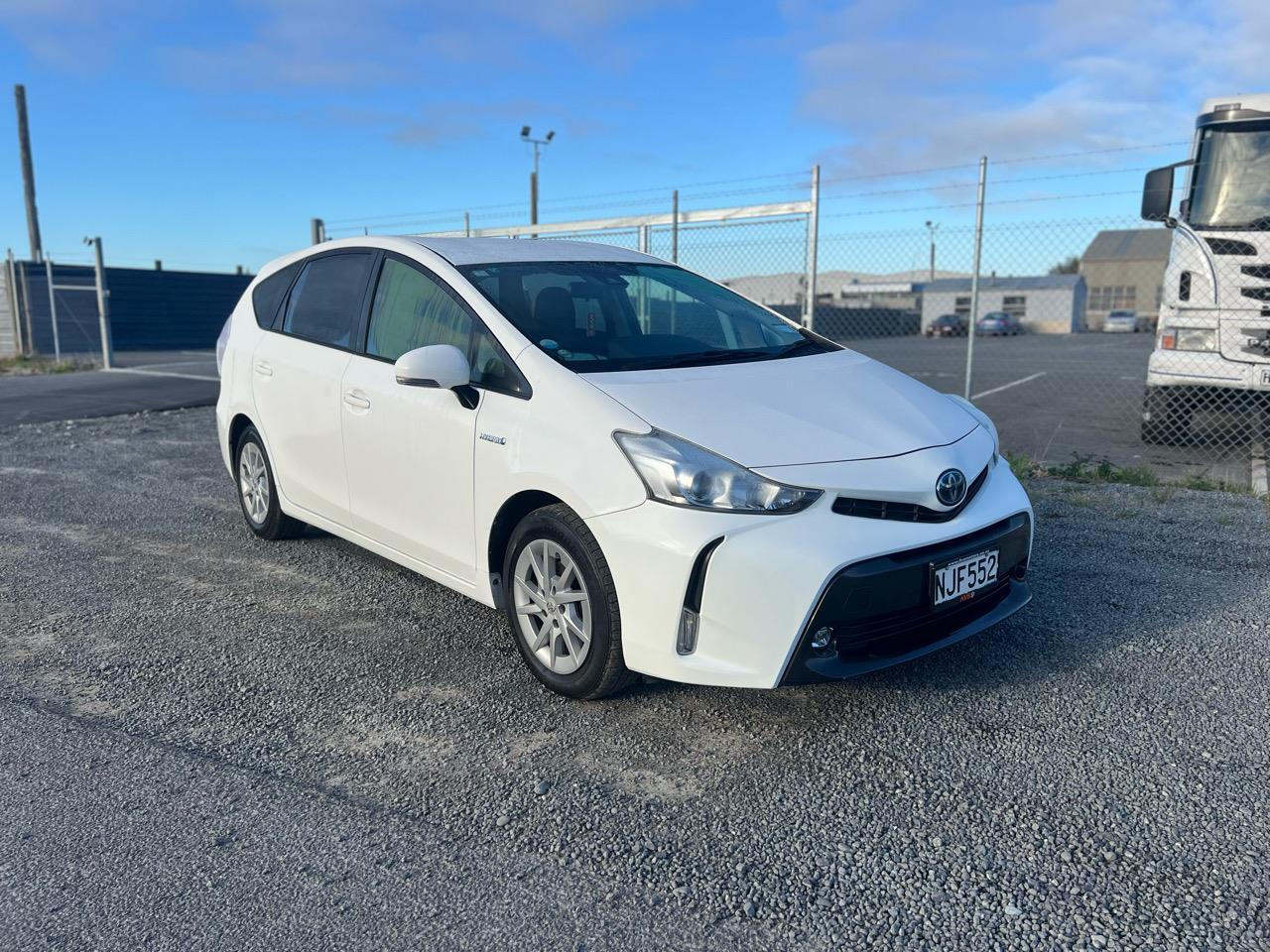 Toyota Prius 1.8 Alpha S 7 Seater