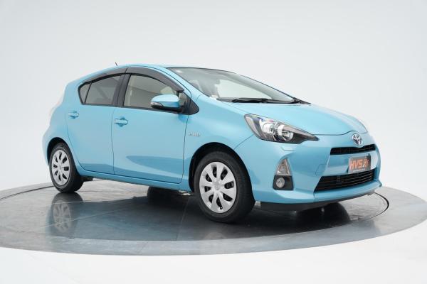 Toyota Aqua Hybrid S Spec