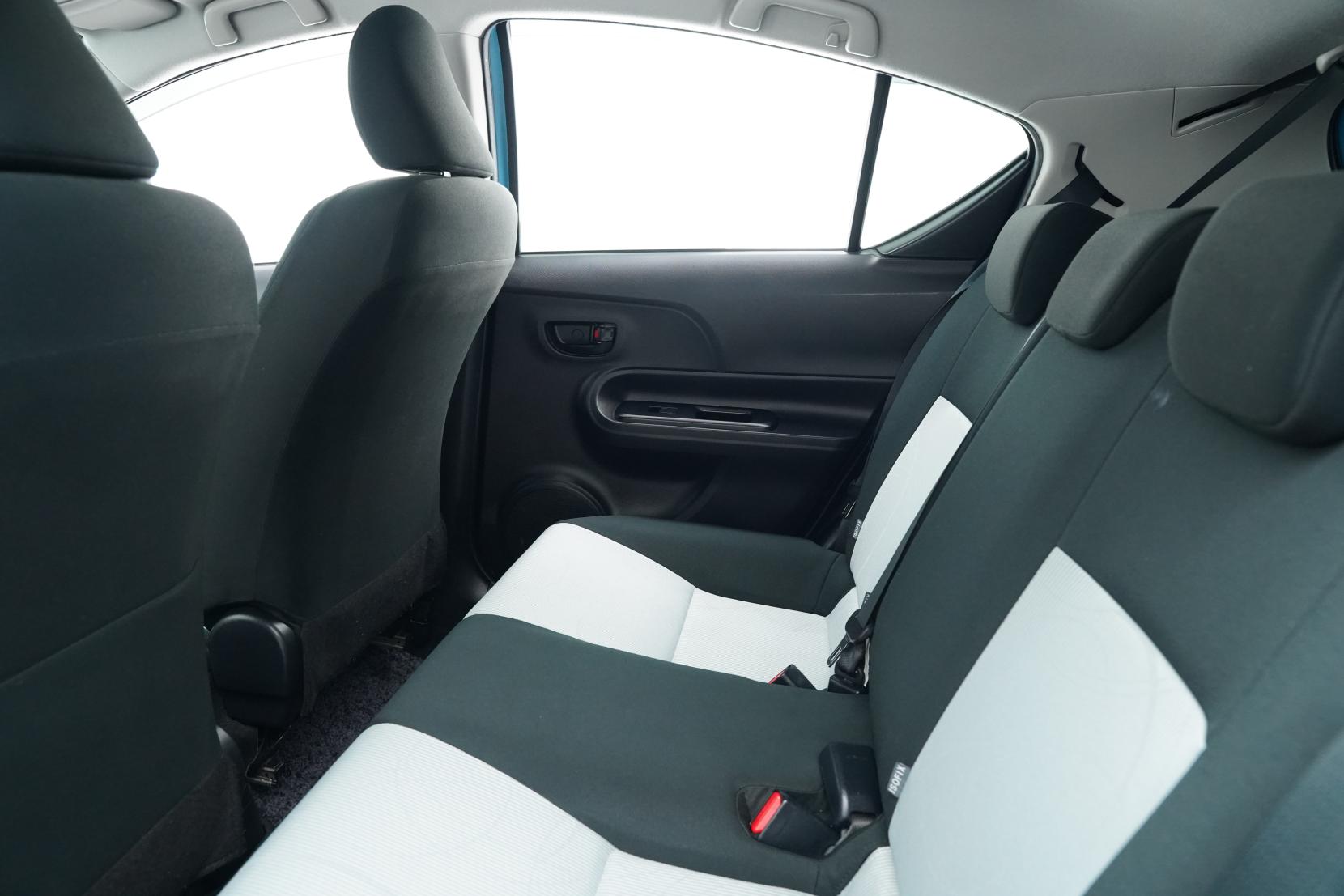 Toyota Aqua Hybrid S Spec