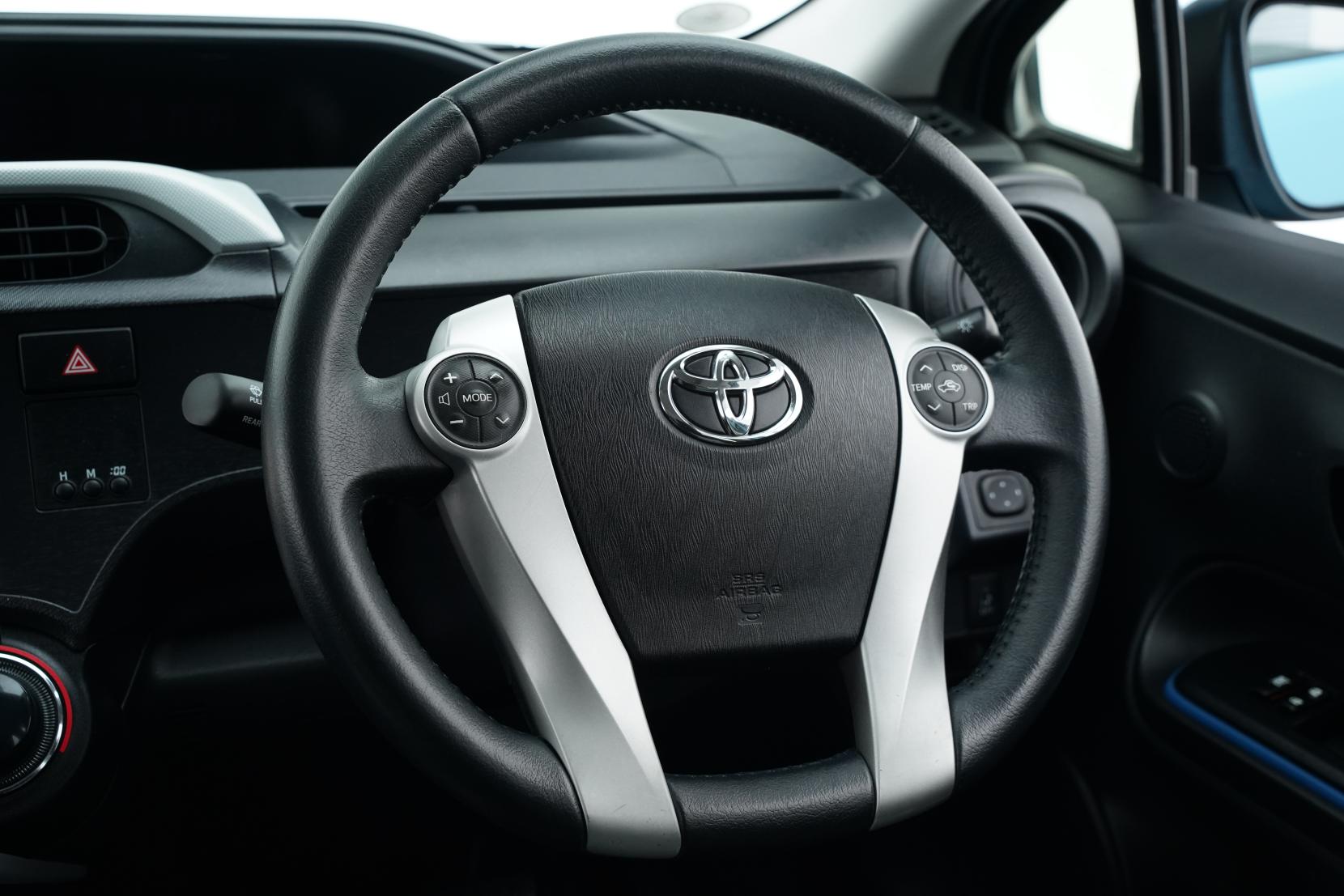 Toyota Aqua Hybrid S Spec
