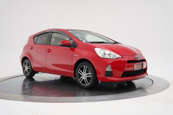 Toyota Aqua 1.5 S Push Start