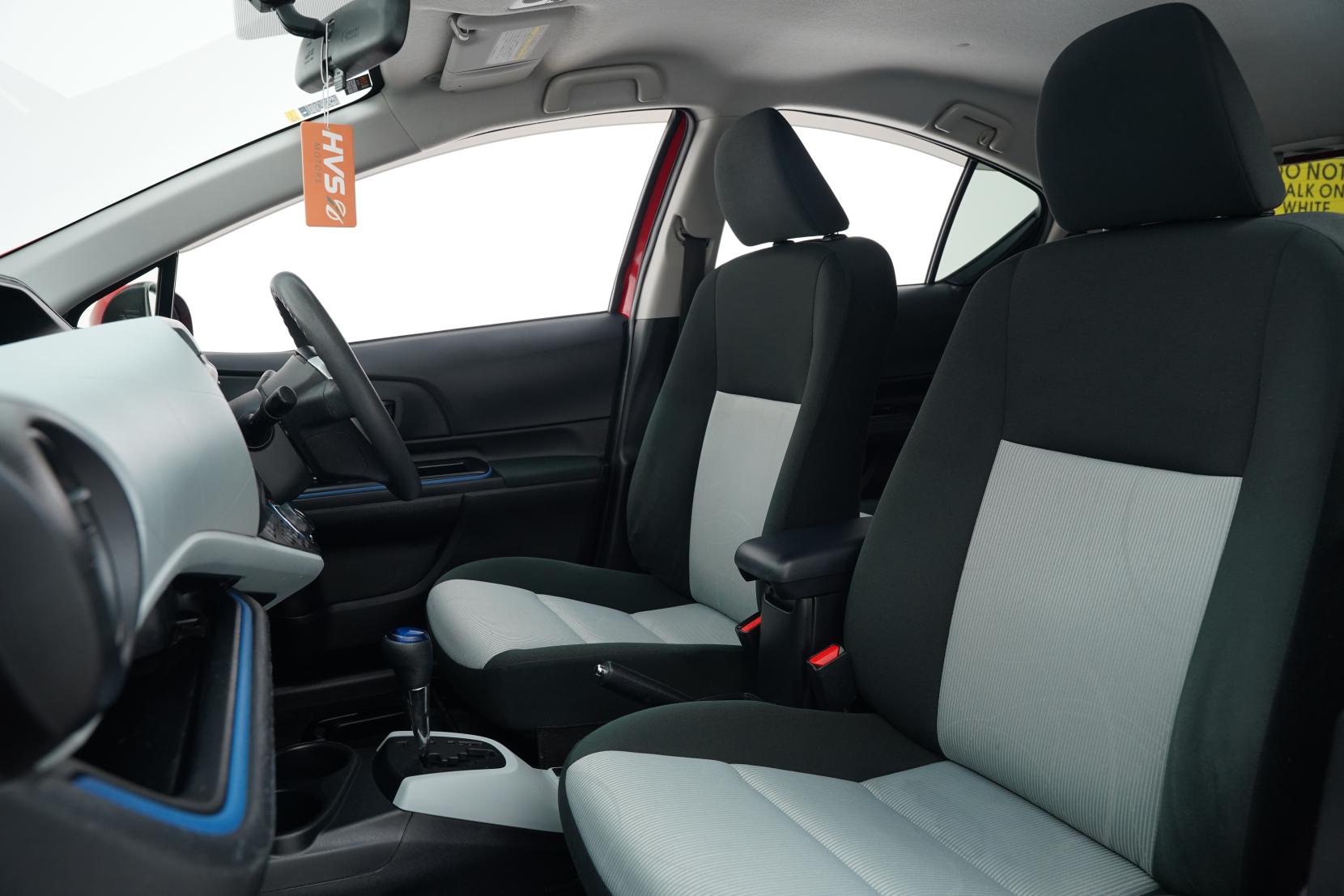 Toyota Aqua 1.5 S Push Start