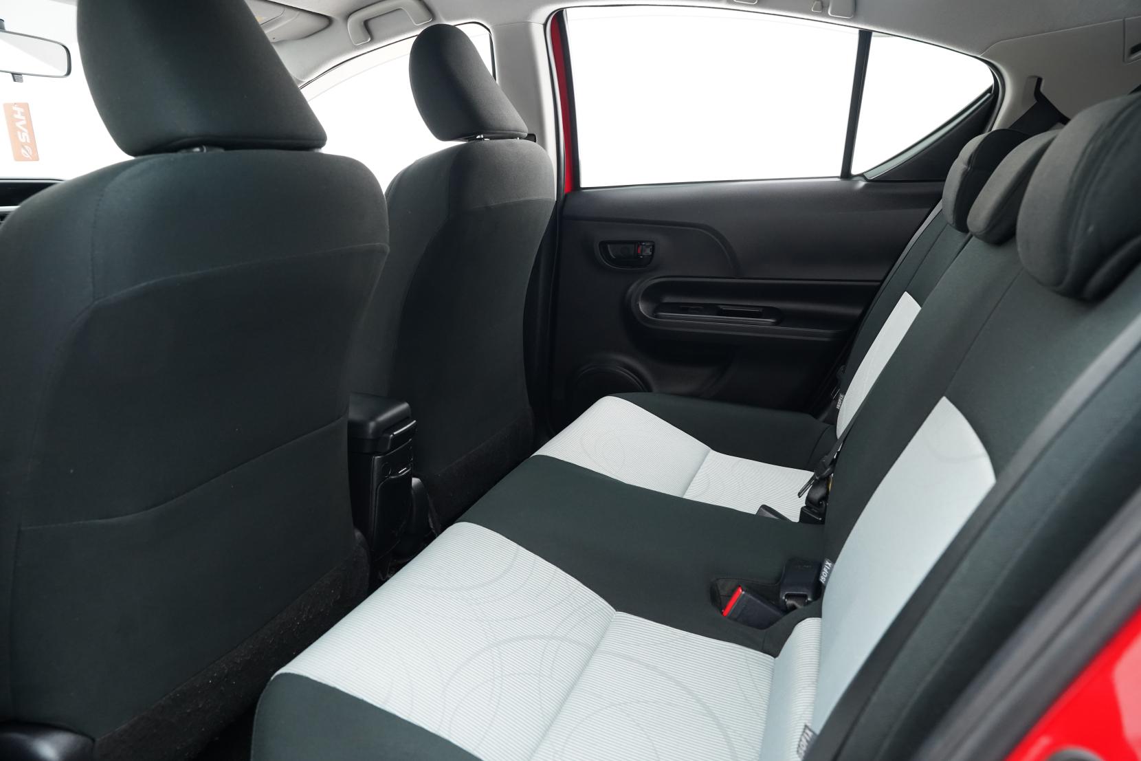 Toyota Aqua 1.5 S Push Start