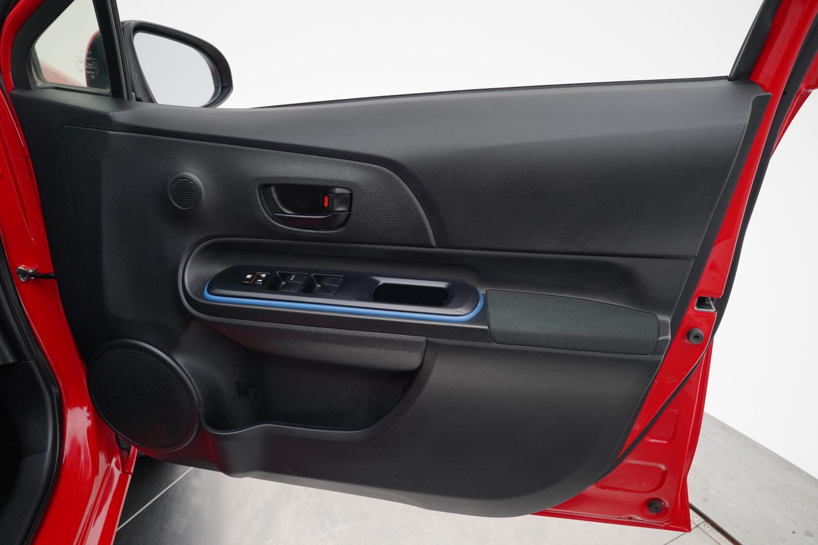 Toyota Aqua 1.5 S Push Start