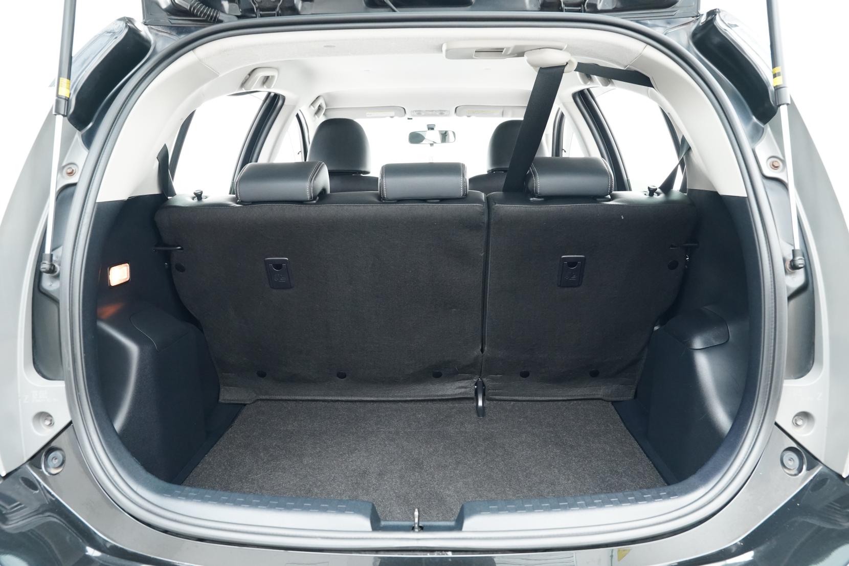 Toyota AQUA 1.5 G Leather