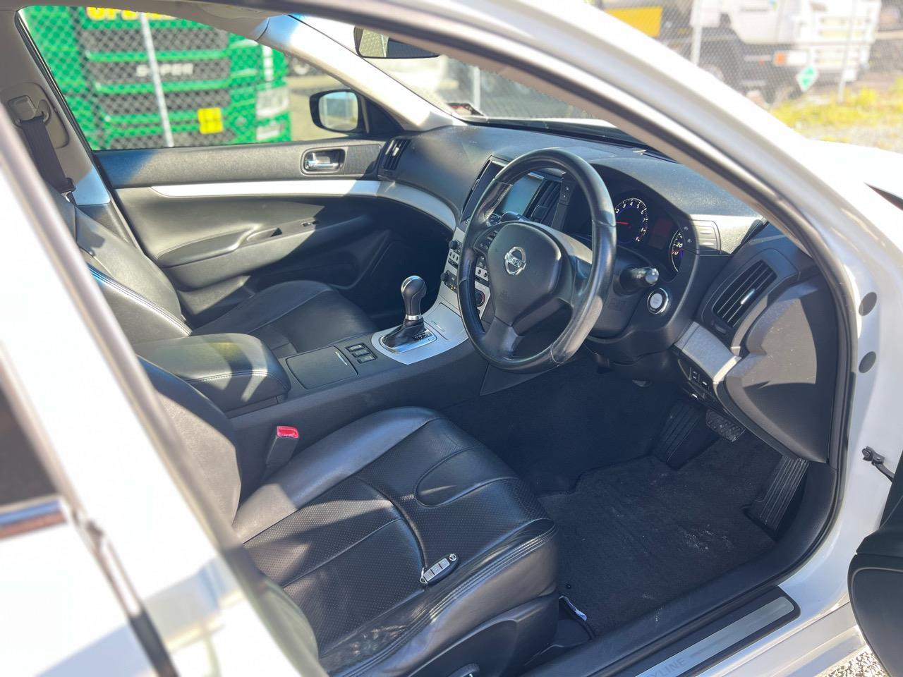 Nissan Skyline 2.5 250GT Type S V36