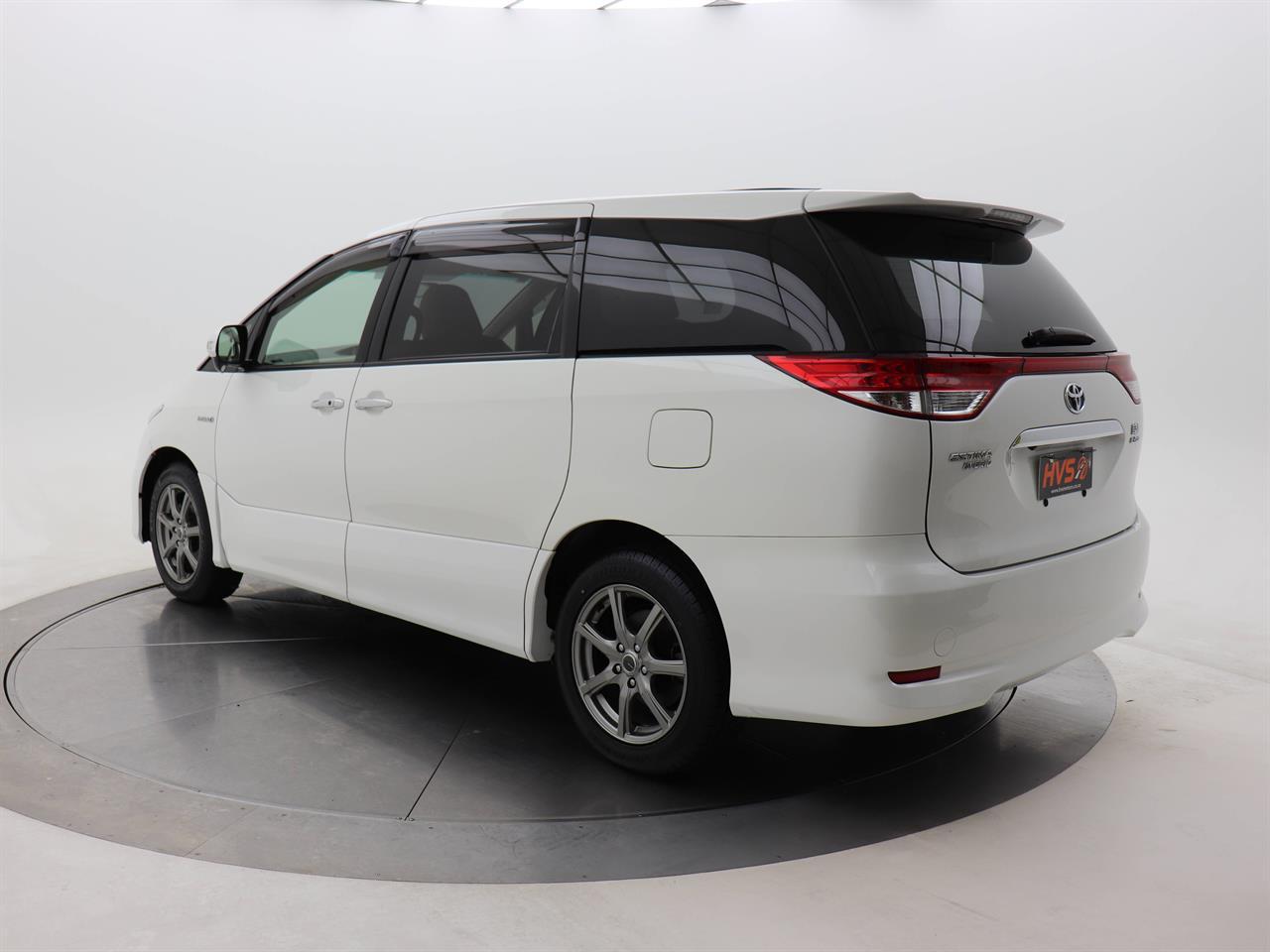 Toyota Estima Hybrid X 4WD 7 Seater