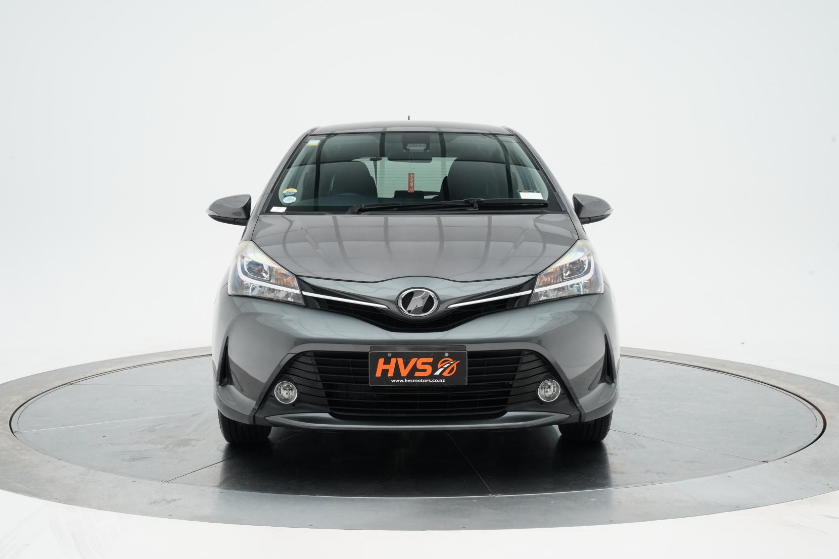 Toyota Vitz U