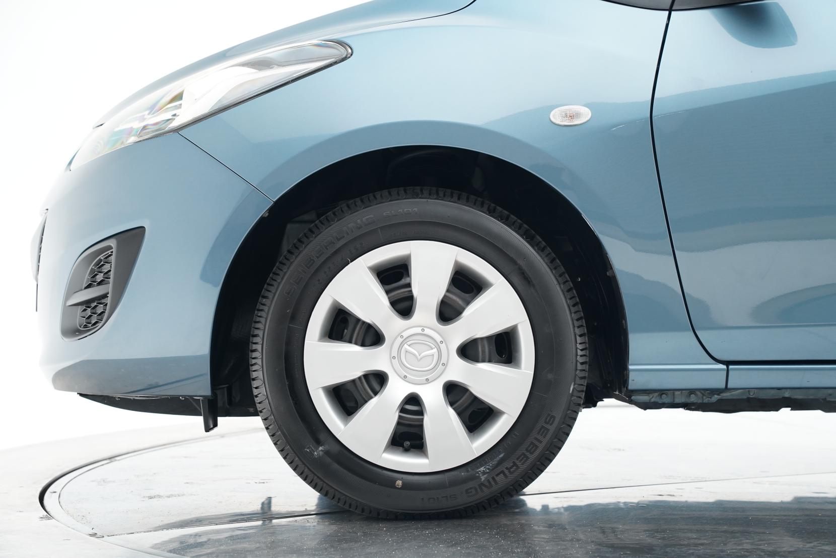 Mazda Demio 1.3 1.3L Skyactive