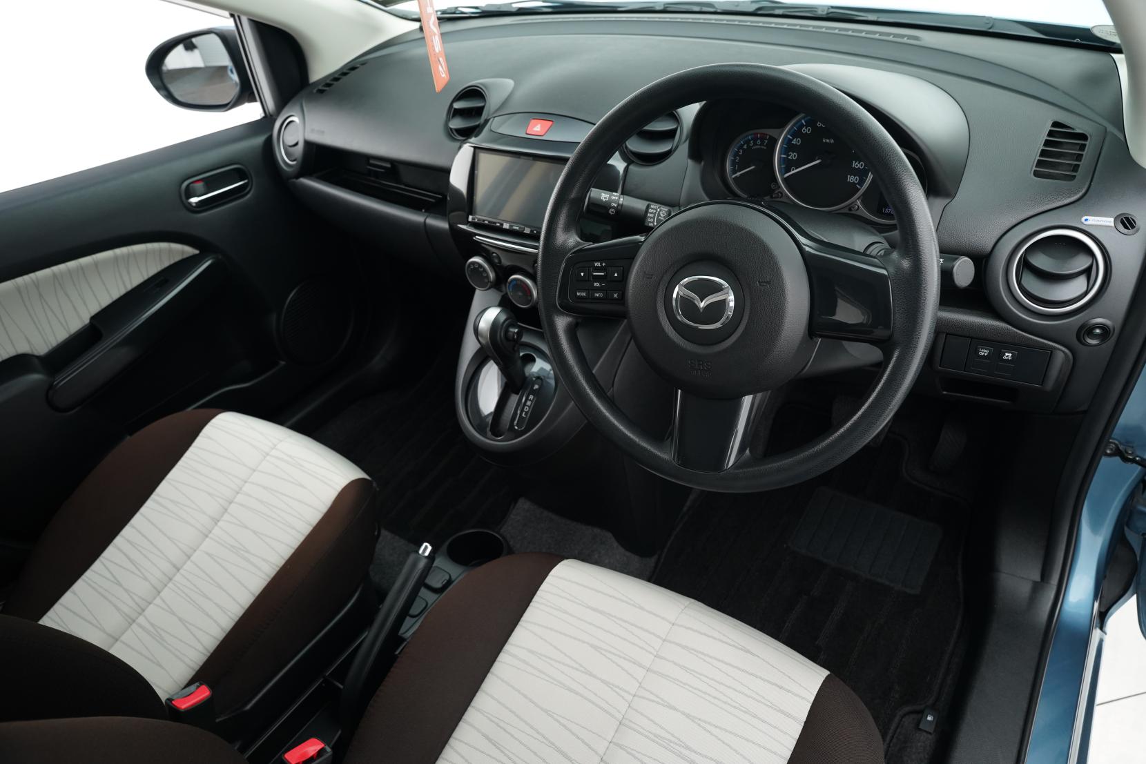 Mazda Demio 1.3 1.3L Skyactive