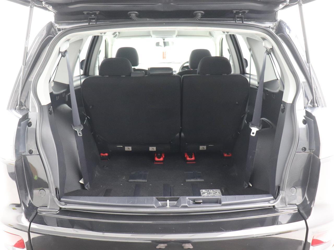 Mitsubishi Outlander 2.4 24G 4WD 7 Seater