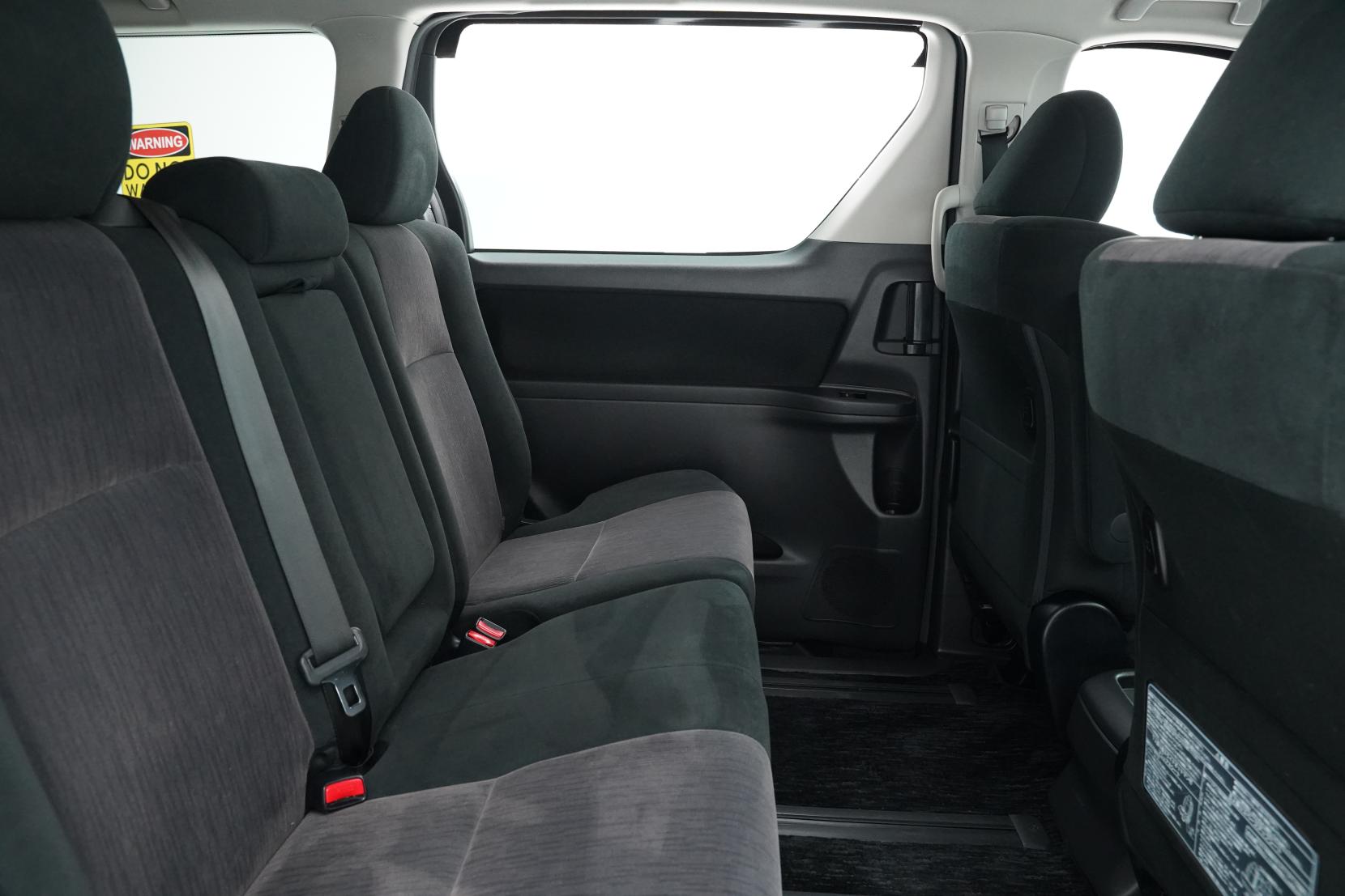 Toyota Alphard 2.4Z 8ST