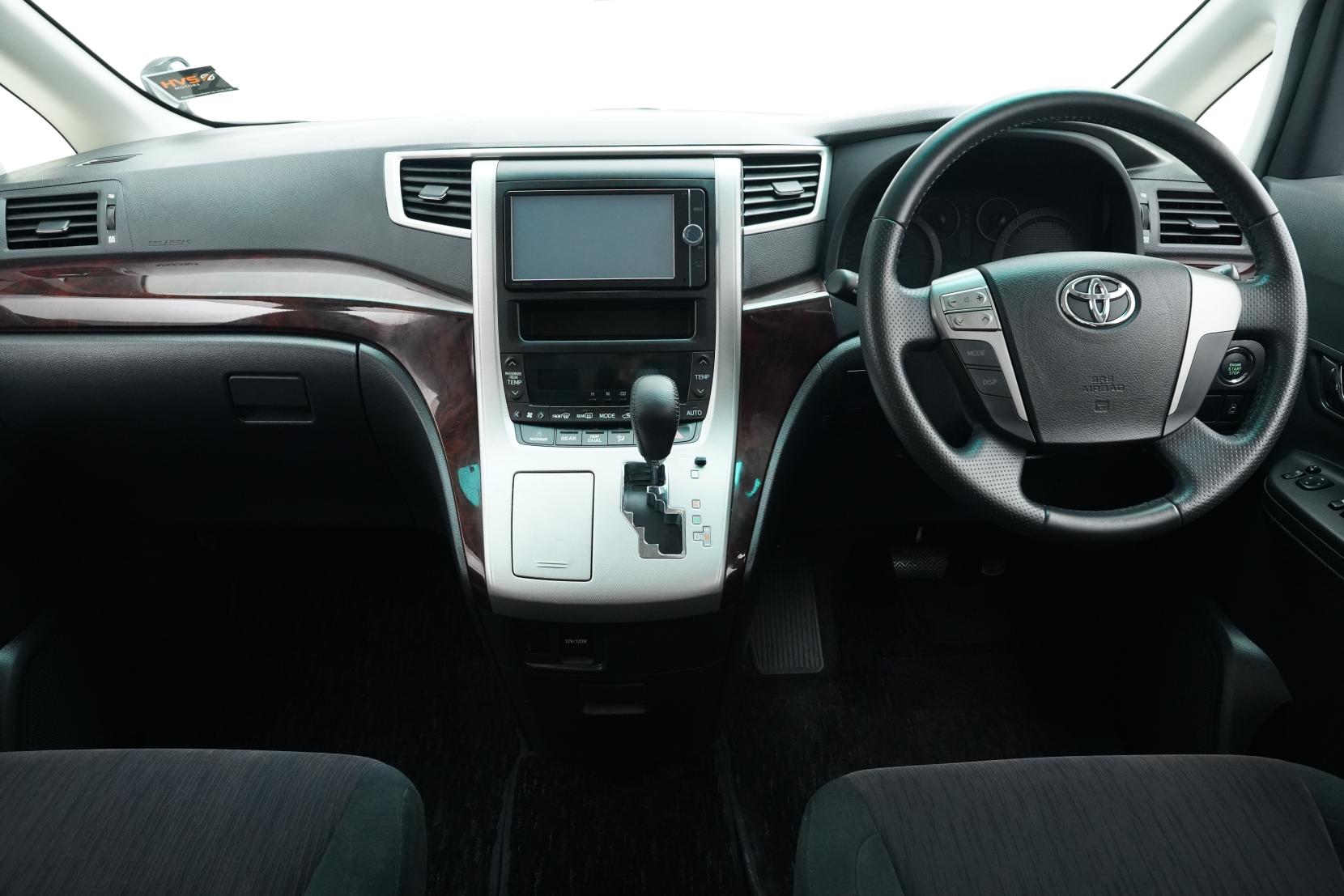 Toyota Alphard 2.4Z 8ST