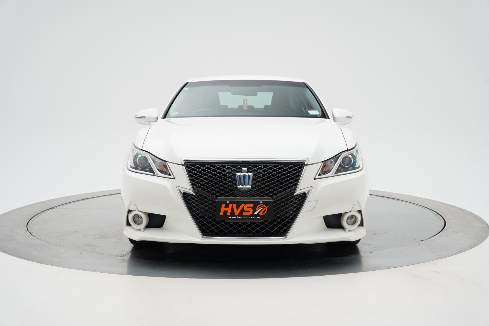 Toyota Crown HYBRID ATHLETE S