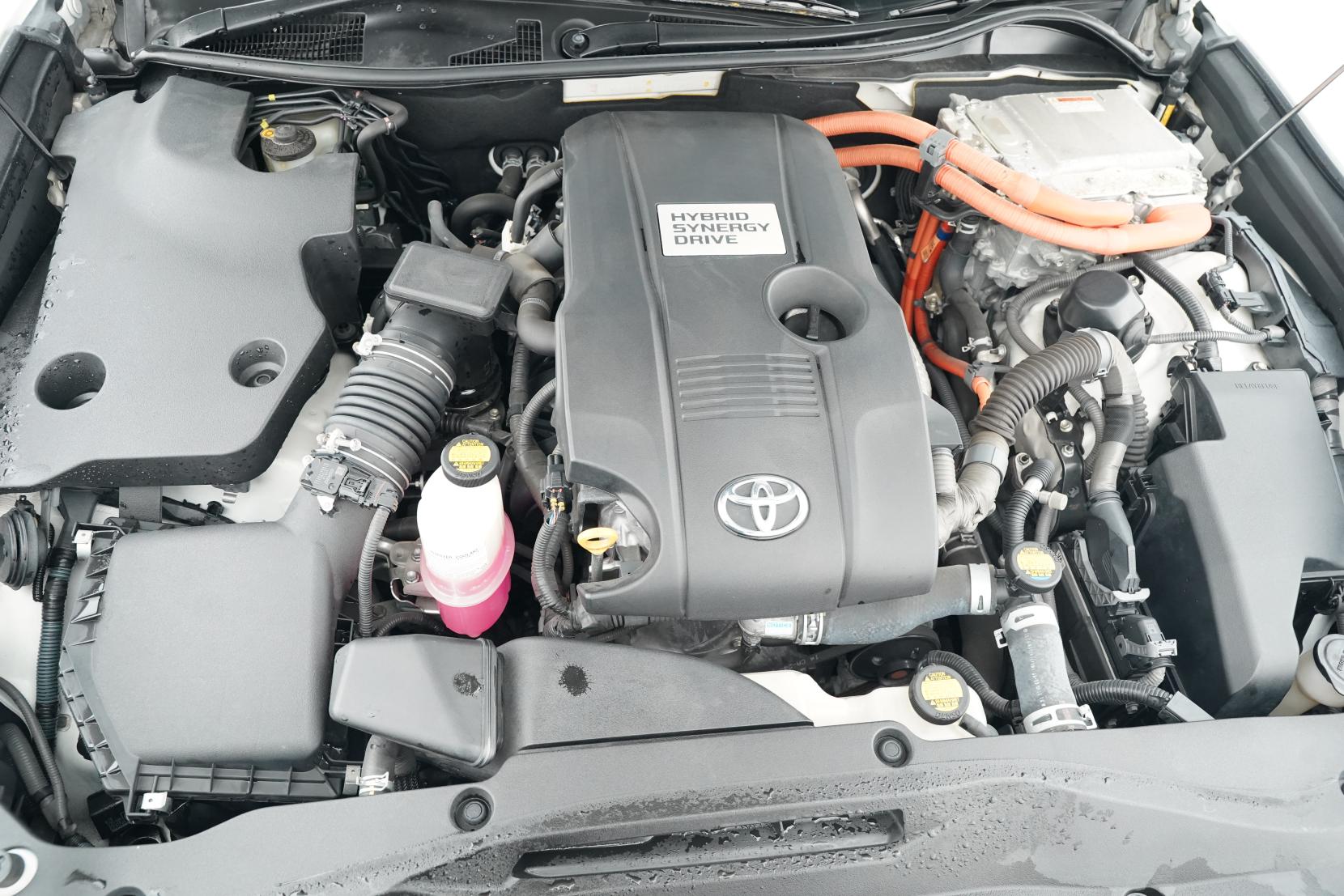 Toyota Crown HYBRID ATHLETE S